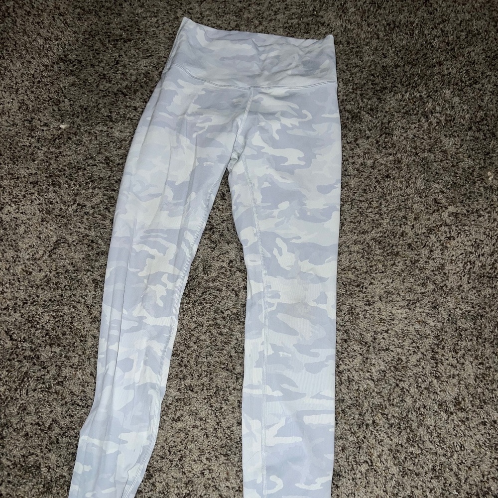 Lululemon leggings